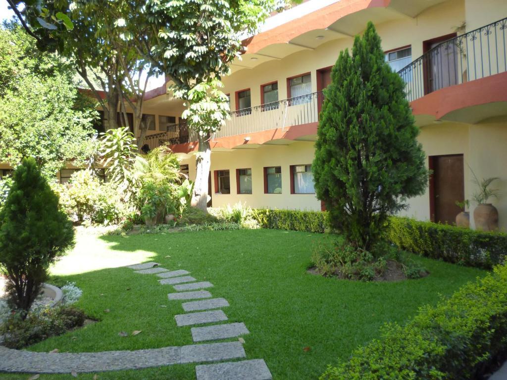 La Casona Del Llano Hotel